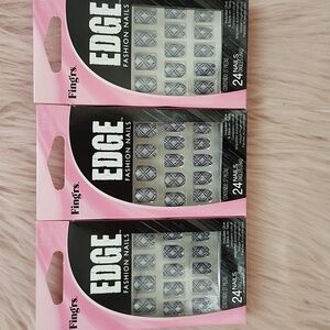 Brand New 3CT BUNDLE FING'RS EDGE FASHION NAILS FALSE NAILS